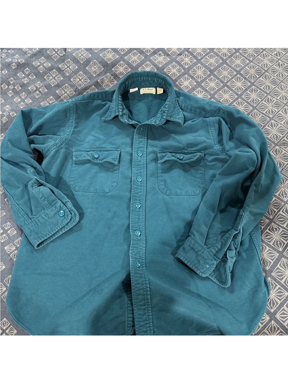 EUC! A True Classic! LL Bean Flannel Shirt Mens 16.5 Green Chamois Cloth Button